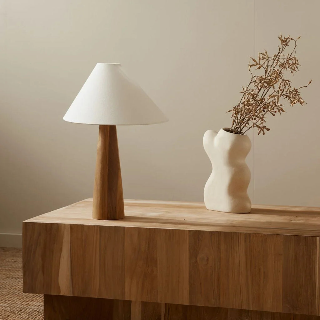 VINTAGE SOLID WOOD TABLE LAMP | CL333320