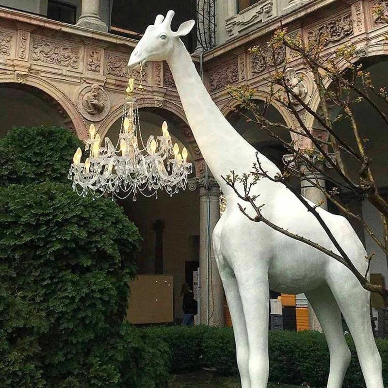 WHITE GIRAFFE SCULPTURE LAMP WITH CRYSTAL CHANDELIER | DESIGN CL025A
