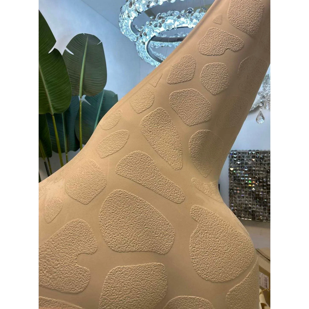 WHITE GIRAFFE SCULPTURE LAMP WITH CRYSTAL CHANDELIER | DESIGN CL025A