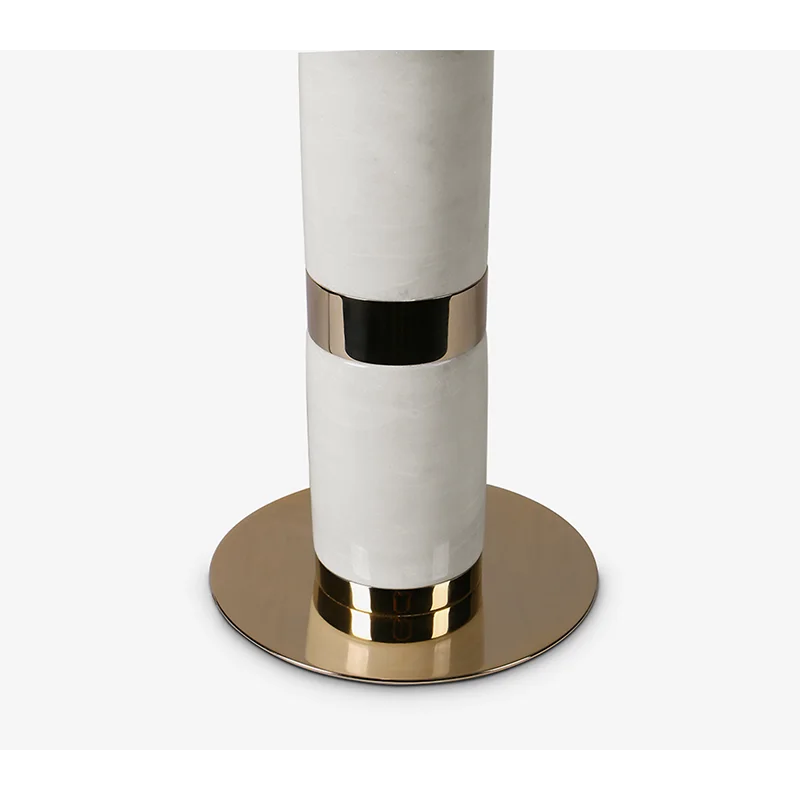 WHITE MARBLE & BRASS TABLE LAMP | CLKQQ0S25W